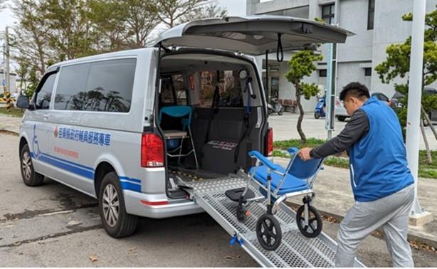 羅健嘉據點輔具服務專車 （羅健嘉提供，115年5月14日攝）