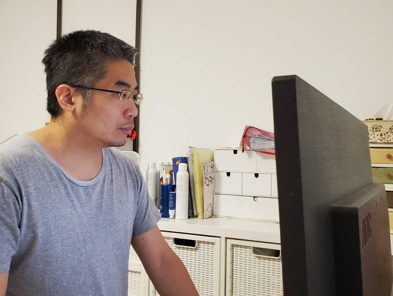 林宗霖分享從事軟體工程師居家遠端工作照