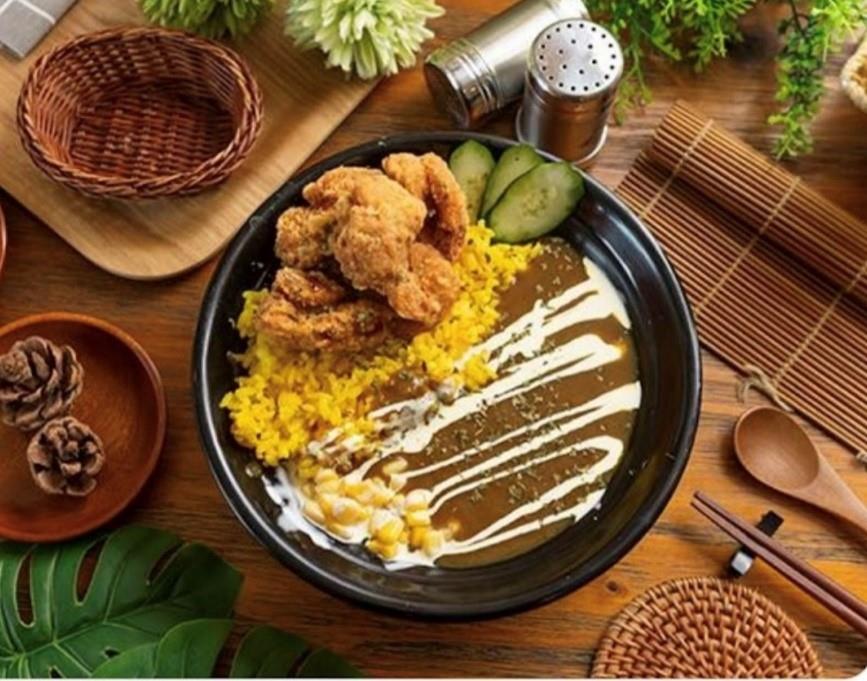 美味可口的咖哩飯