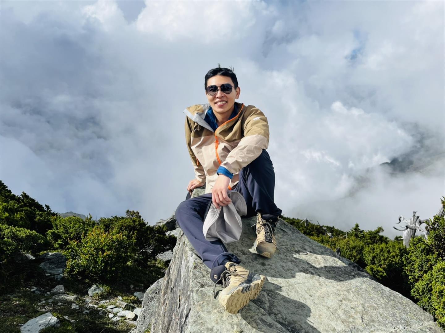 圖3:曾智修先生拍攝於臺東嘉明湖挑戰百岳登山。