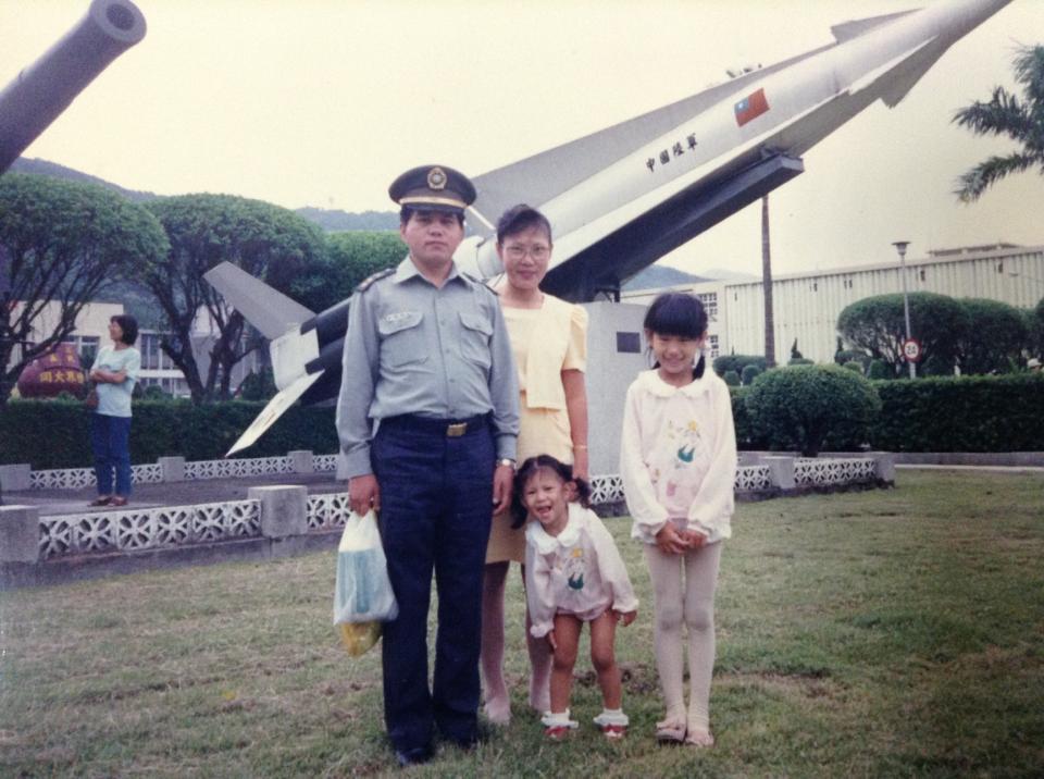 杜鴻裕先生全家福於三軍大學幸福合影