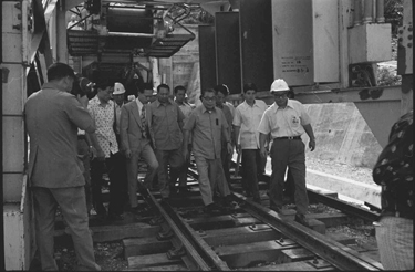 行政院長蔣經國視察北迴鐵路之一