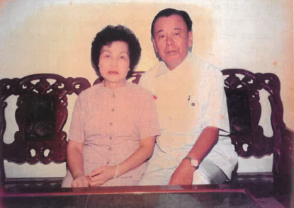 方天佑先生夫妻合照